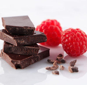 Raspberry & Cocoa Nibs 70% cocoa